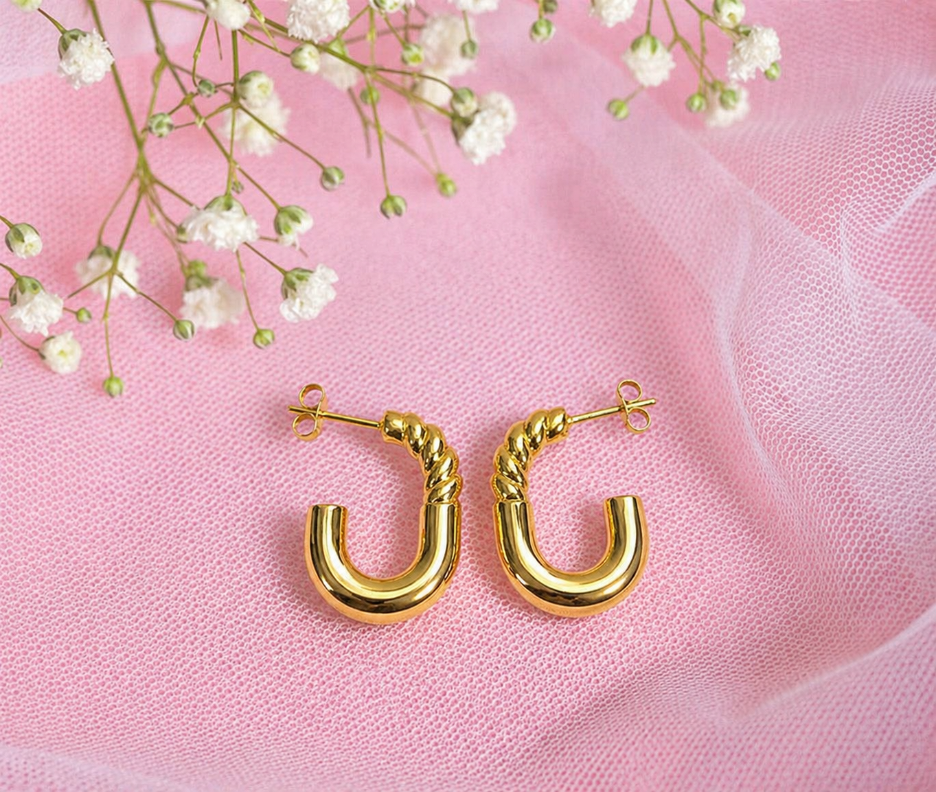 Stylish Gold Chunky Earrings