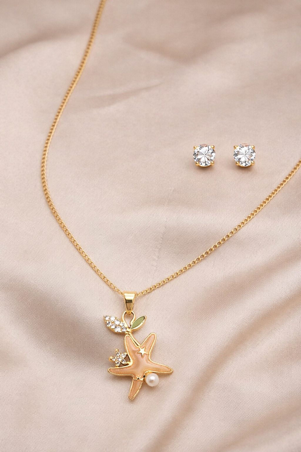 Charming Starfish Pendant Necklace Set