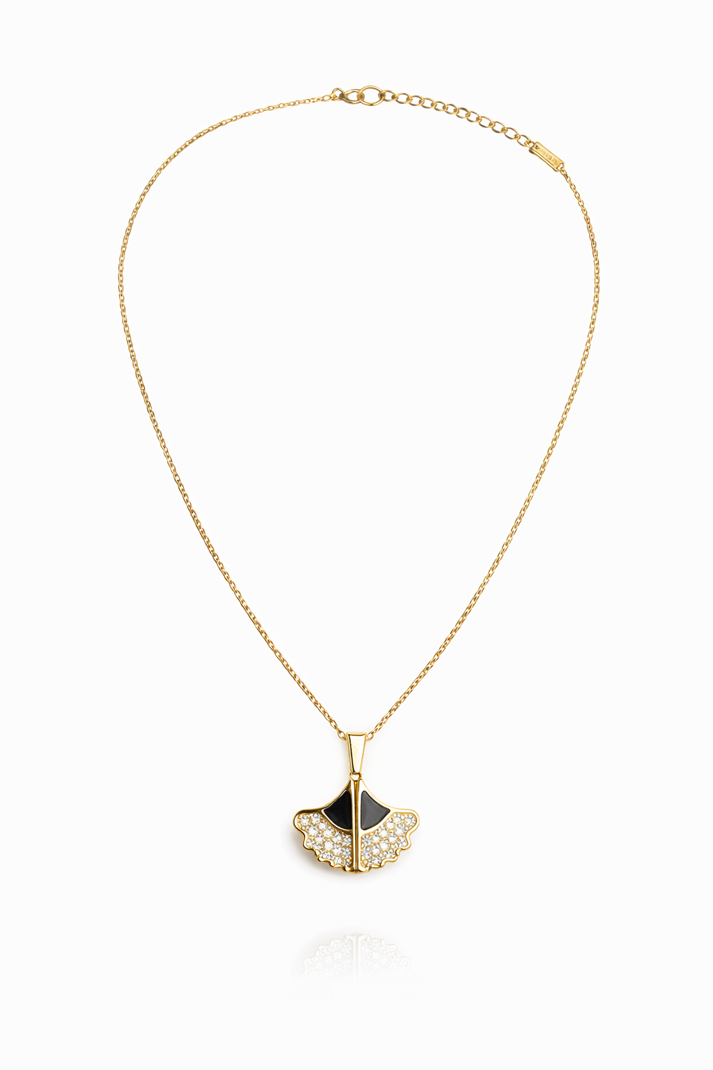 Openable Crystal Shell Pendant Necklace