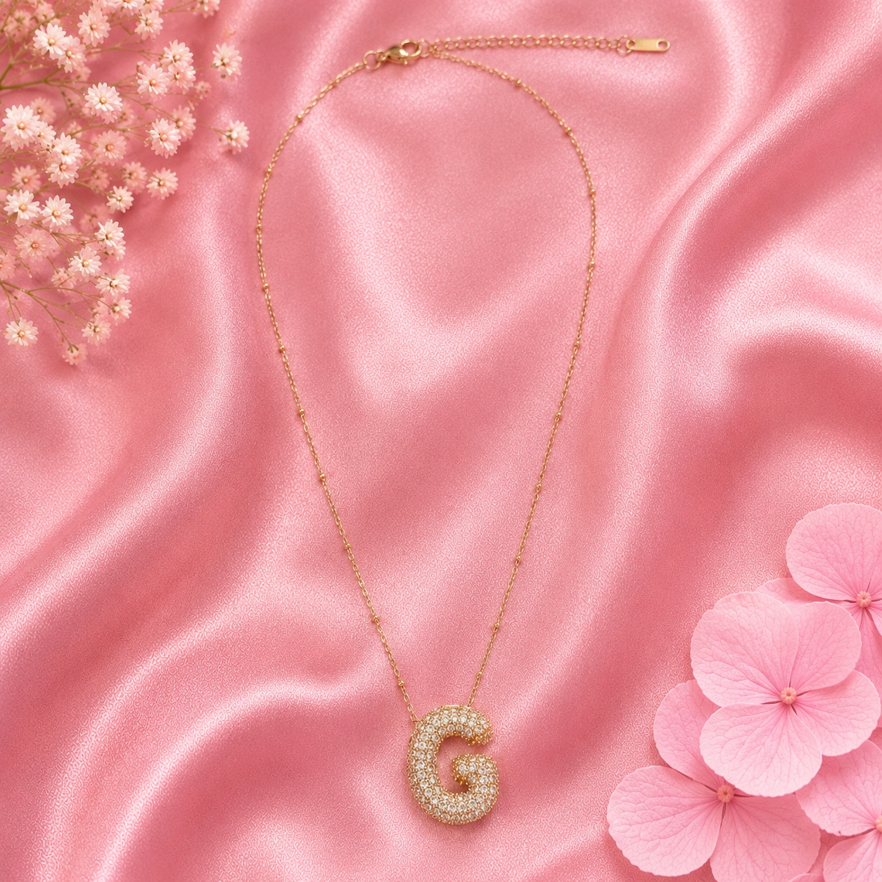 Sparkling Initial G Pendant Necklace