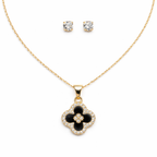 Elegant Clover Crystal Pendant Necklace