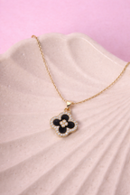 Elegant Clover Crystal Pendant Necklace